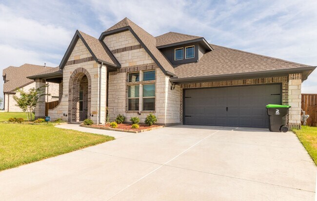 Foto del edificio - Gorgeous 4 bed, 3 bath home in Wild Ranch - with Community Lazy River!