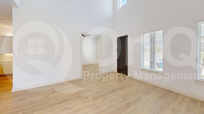 Foto del edificio - 8805 Bailey St