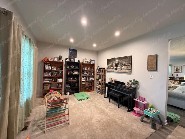 Building Photo - 2418 David Grey Cir