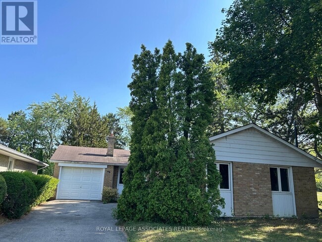 Building Photo - 98 Wigmore Dr