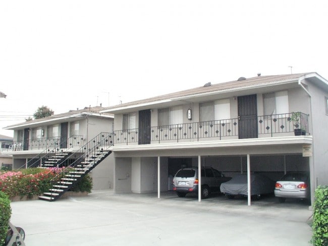 1712 Building Photo - West 166th St. Apartments