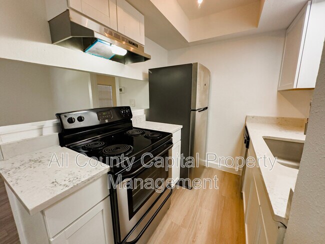 Foto del edificio - 4501 Witham Ln