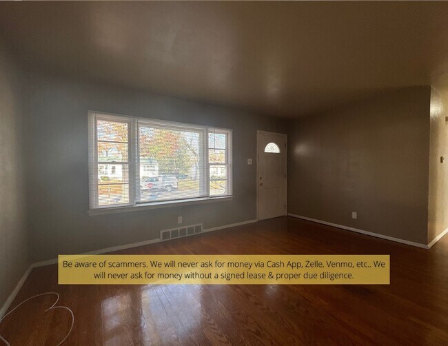 Building Photo - 1412 Broadlawns Ln