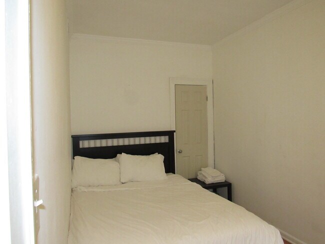 Building Photo - 4157 S Archer Ave