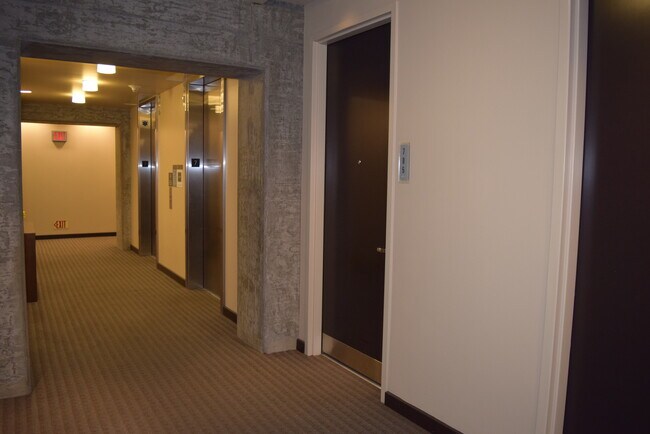 Foto del edificio - 1818 L St