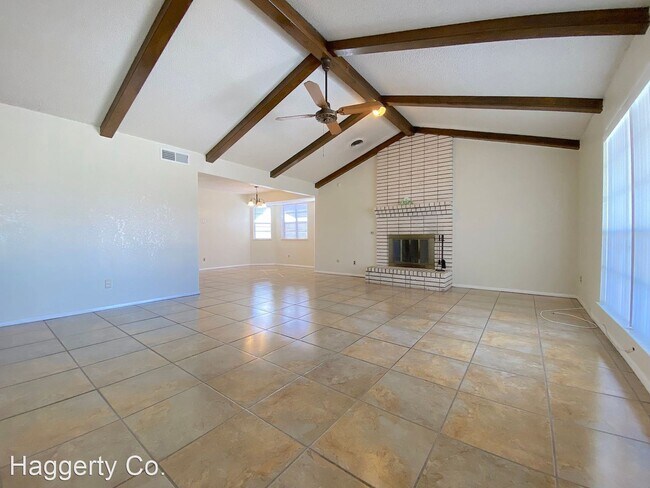 Building Photo - 4 br, 2 bath House - 4705 Rutherford