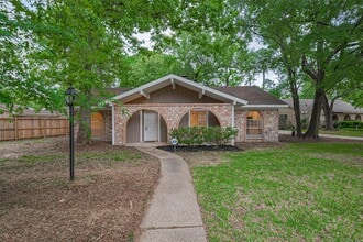 Building Photo - 3214 Three Pines Dr