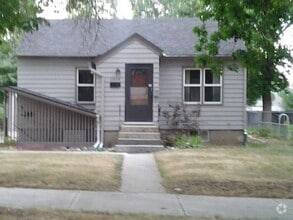 Building Photo - 1039 1/2 N 25th St