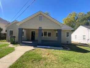 Building Photo - 1543 11th Ave
