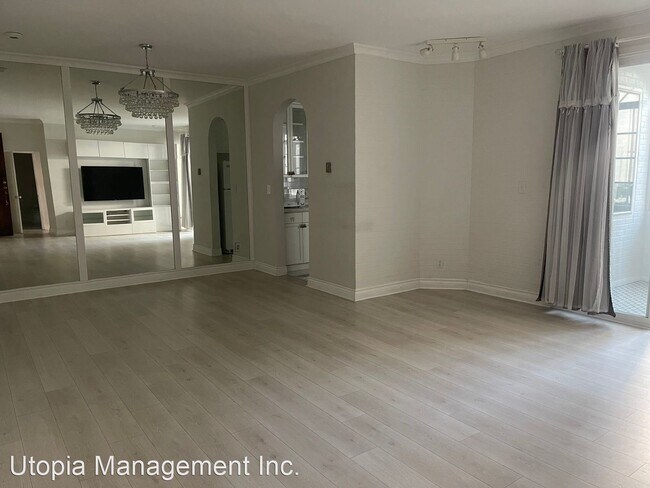 Foto del edificio - 1 br, 1 bath House - 6150 Buckingham Pkwy ...