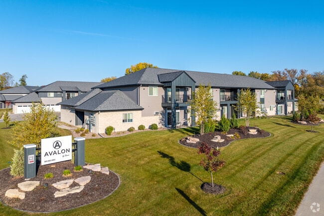 Building Photo - Avalon Apartments