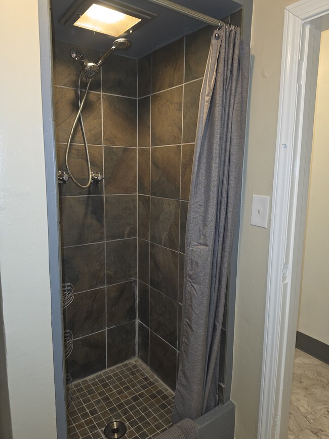 Tile shower - 1128 4th Ave