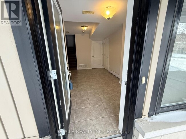 Building Photo - 837 Element P Pvt