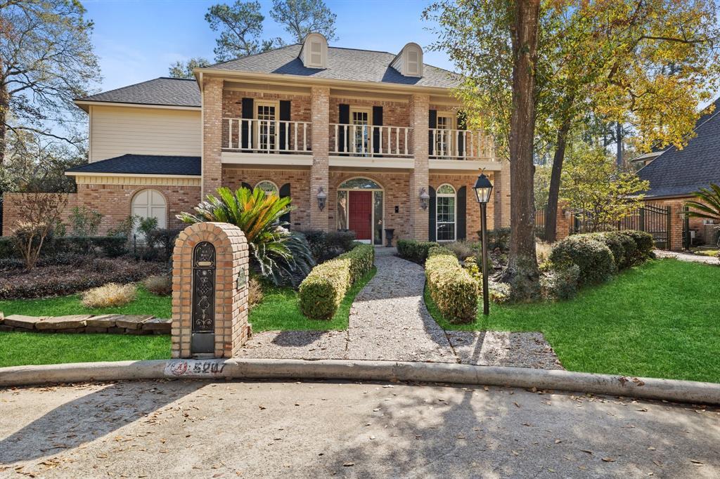 Foto principal - 5207 Westerham Pl