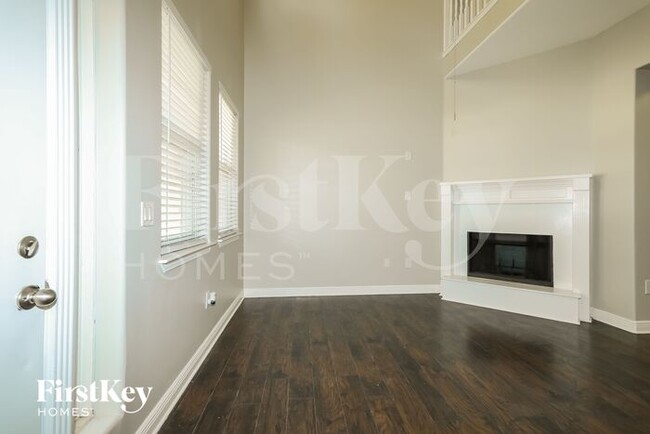 Foto del edificio - 11730 Twain Dr