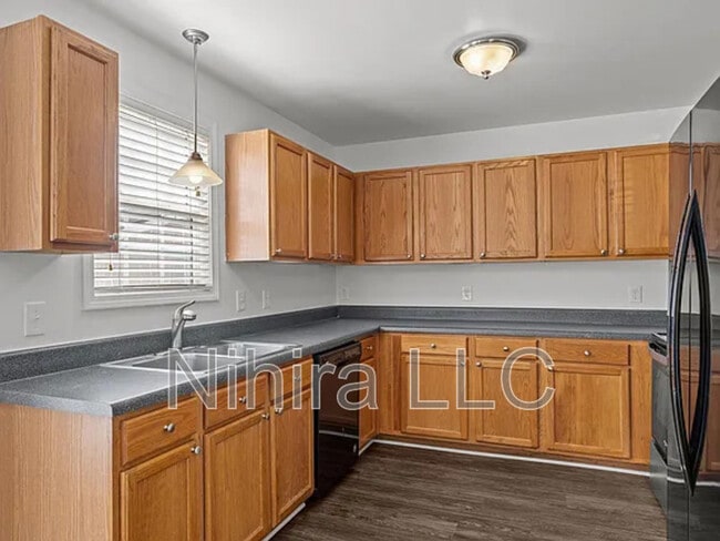 Building Photo - 148 Danesway Dr