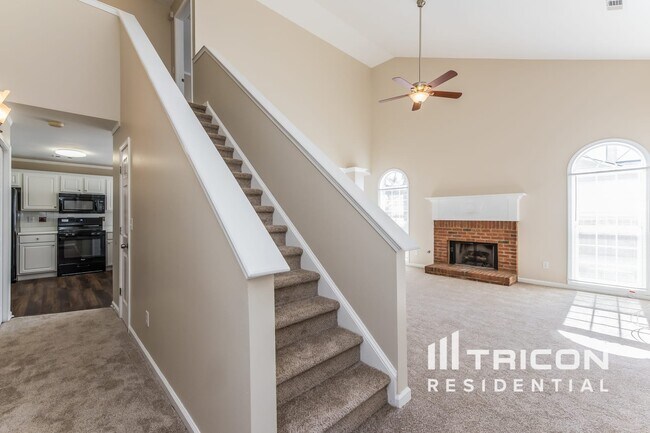 Foto del edificio - 136 Grove Park Ln
