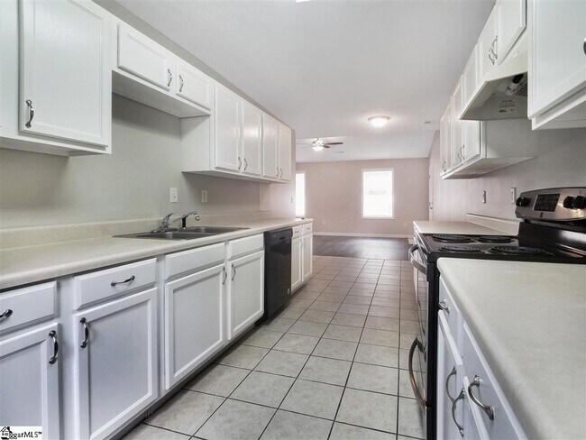 Foto del edificio - 915 Black Snake Rd