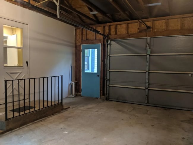 Building Photo - 411 Elizabeth St