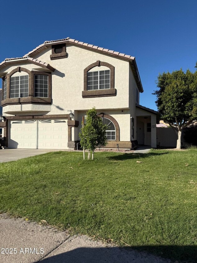 Foto principal - 8868 W Greer Ave