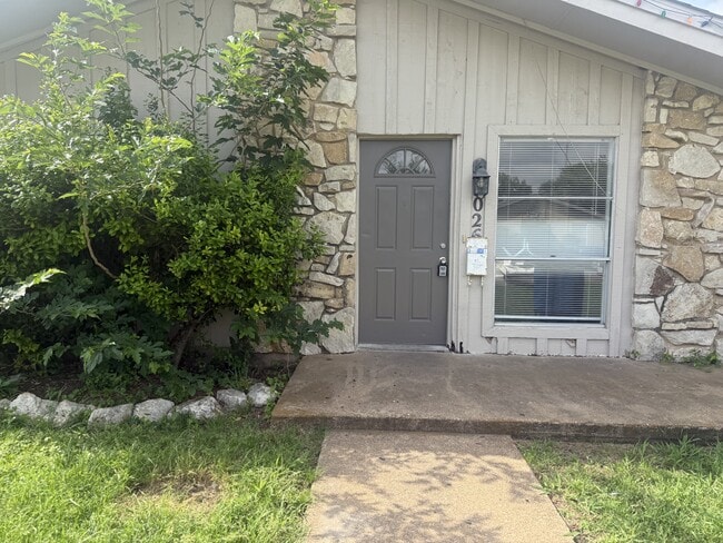 Photo - 3026 Lourdes St Townhome