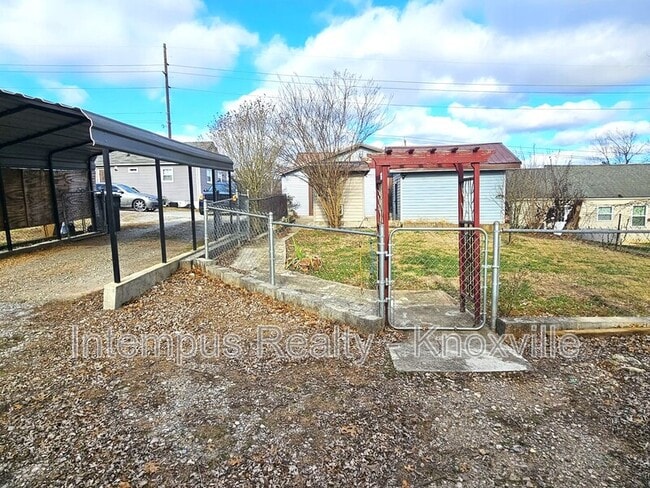 Foto del edificio - 424 E Moody Ave