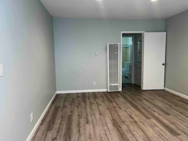 Building Photo - 922 Obispo Ave