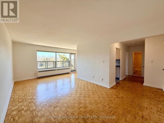 Building Photo - 28 Upper Canada Dr