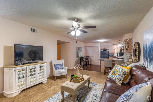 Living Room - The Links at Texarkana
