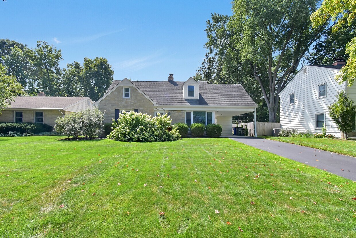 Primary Photo - 2375 Swansea Rd