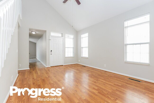 Building Photo - 5707 Briarwick Ct