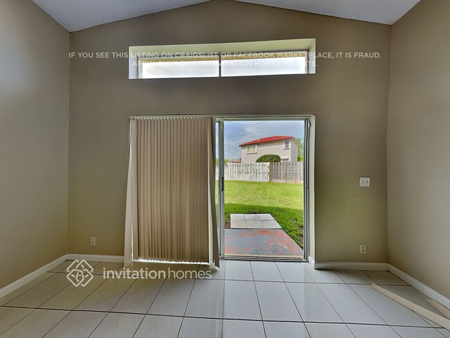 Foto del edificio - 1876 SW 177th Terrace