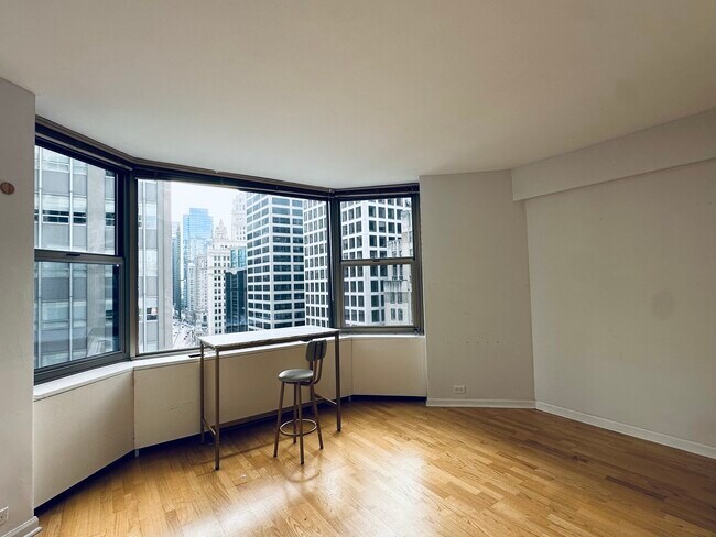 Foto del edificio - 535 N Michigan Ave