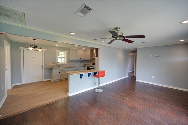 Foto del edificio - 3814 Nan St