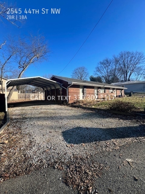Building Photo - Two bedroom side by side duplex for rent -...
