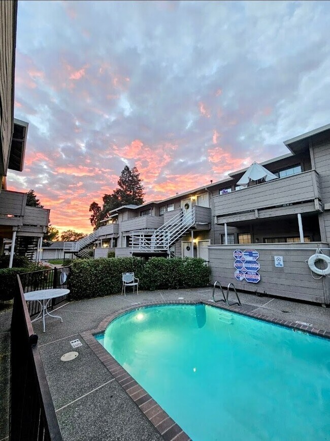 Foto del edificio - The Meridian