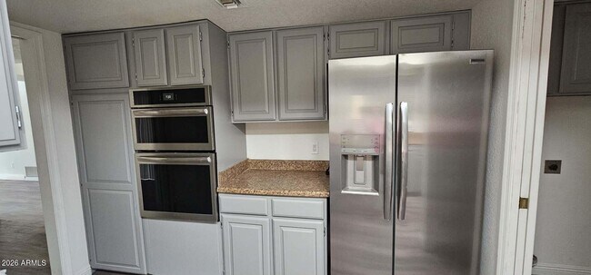 Building Photo - 15849 E Palomino Blvd