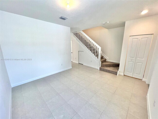 Foto del edificio - 23482 SW 127th Pl