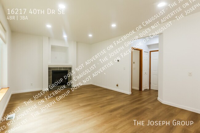 Foto del edificio - 16217 40th Dr SE