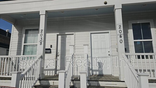 Building Photo - 2040 St Anthony St