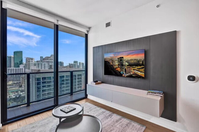 Foto del edificio - 398 NE 5th St