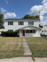 Building Photo - 808 Buckley St