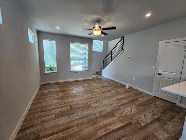 Building Photo - 9724 Evening Canopy Dr
