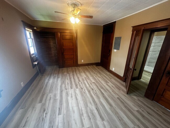 Foto del edificio - 114 S 12th St.