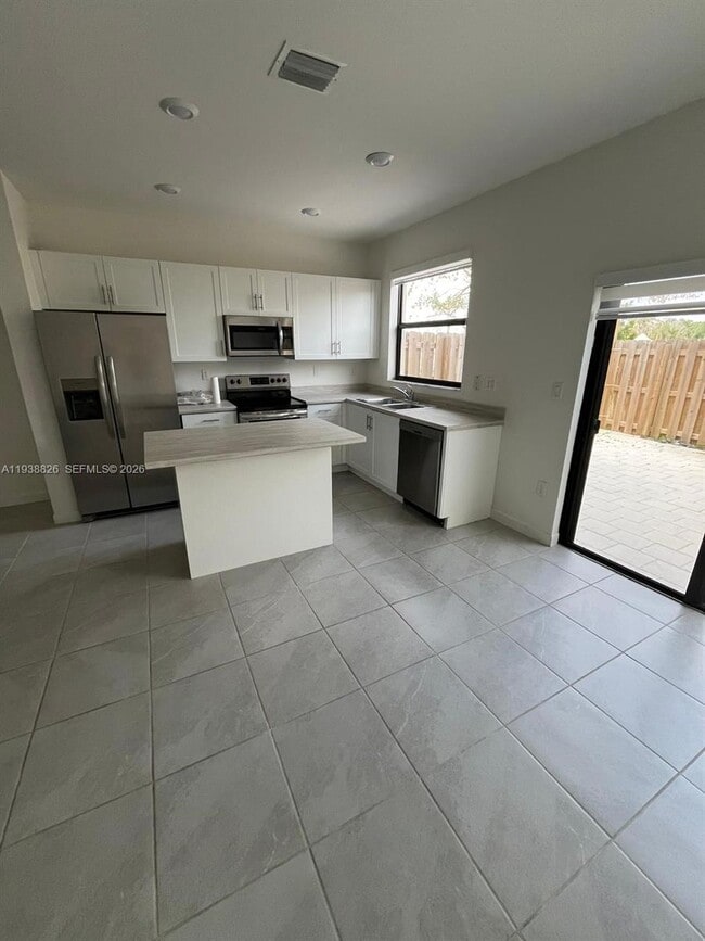 Building Photo - 9941 SW 228th Terrace