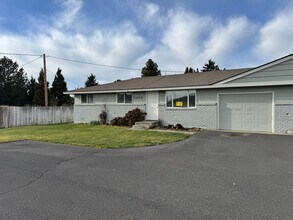 Building Photo - 5404 E Kilgary Way