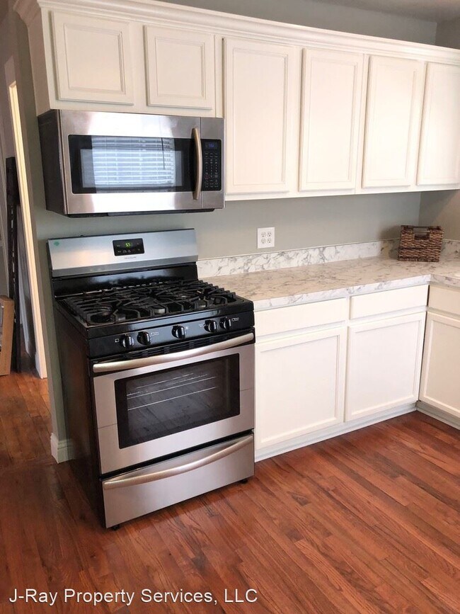 Building Photo - 4 br, 2 bath House - 1614 Lebanon AVE