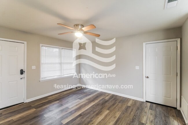 Building Photo - 1629 Emerson Ave
