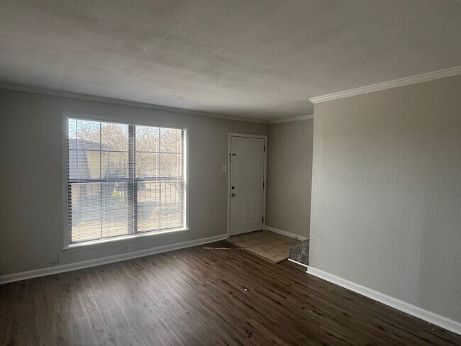 Foto del edificio - 10286 W Winston Ave