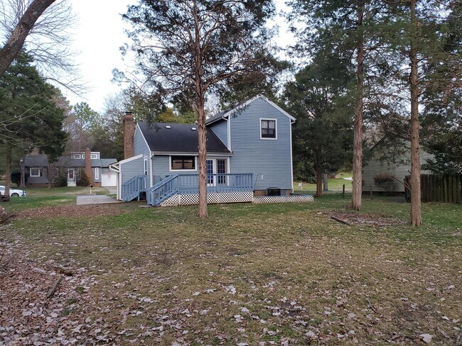 Building Photo - 7812 Park Vista Cir
